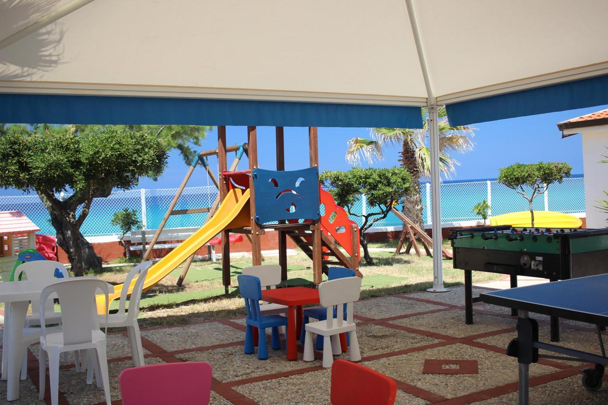 Residence Il Turistico Zambrone Ngoại thất bức ảnh